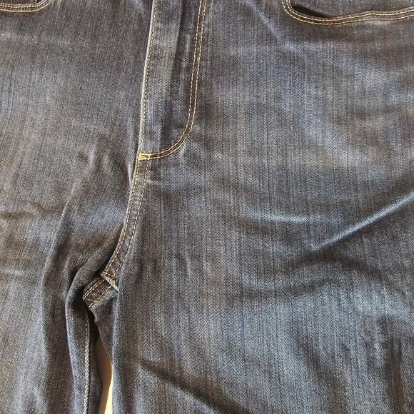 Sneak Peek High Rise Distressed Skinny Jeans Dark Wash Women's Junior 3 2264 - Picture 8 of 9